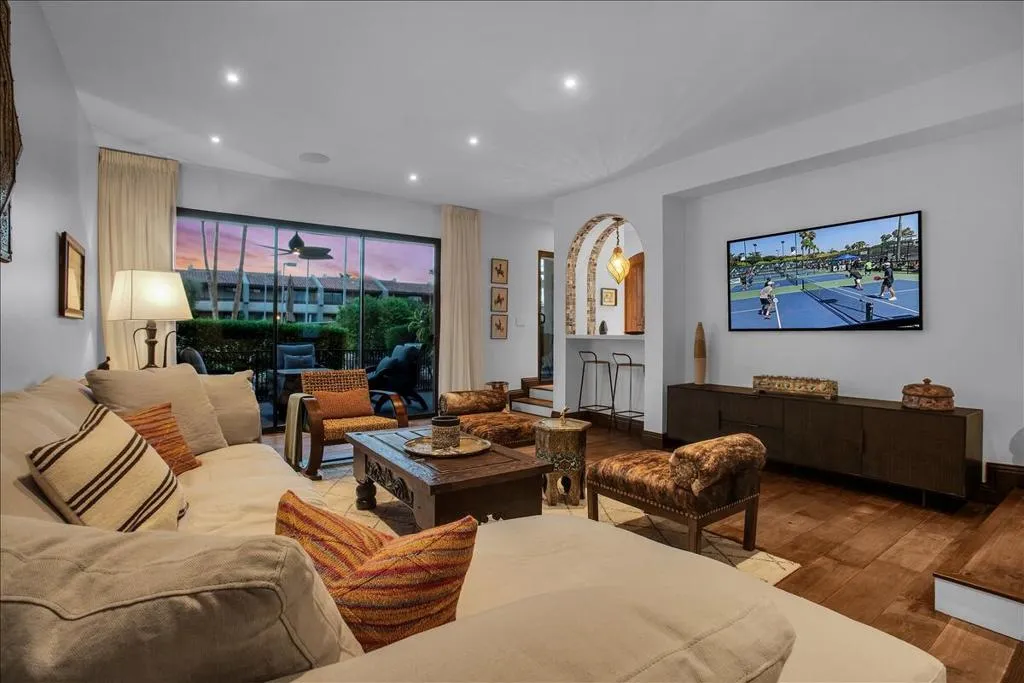 355 N Avenida Caballeros  home-pic-2