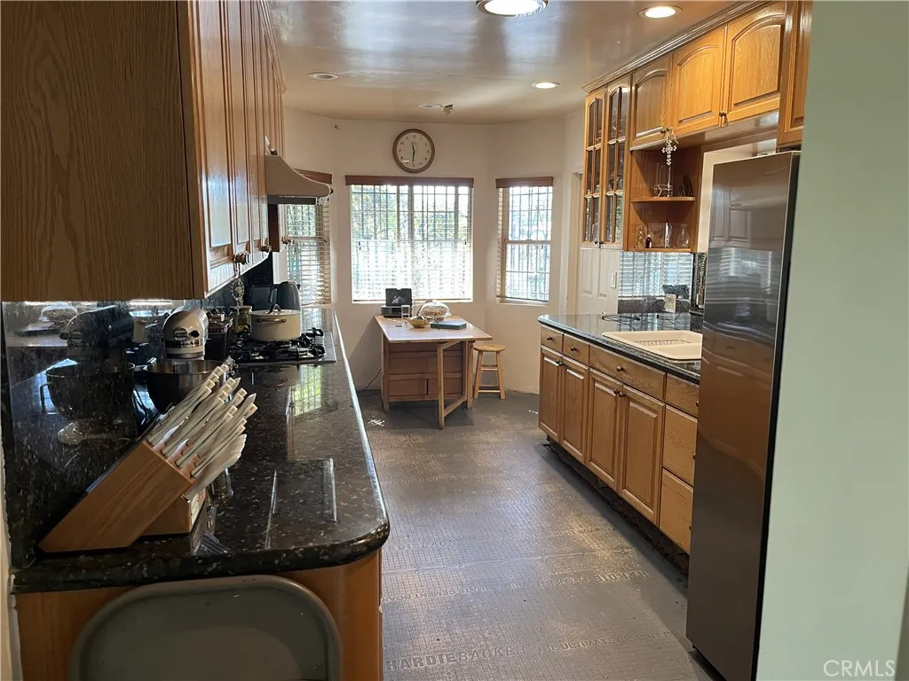 7705 Ben Avenue, North Hollywood, California 91605 home-pic-15