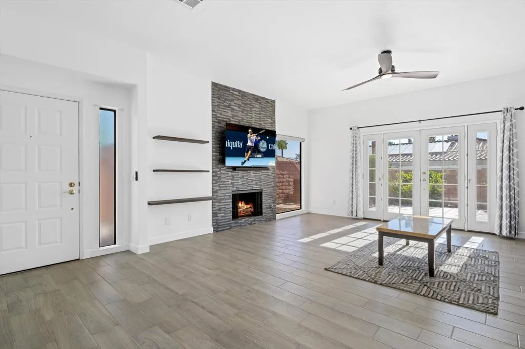44059 Chamonix Court, Palm Desert, California 92260 home-pic-3