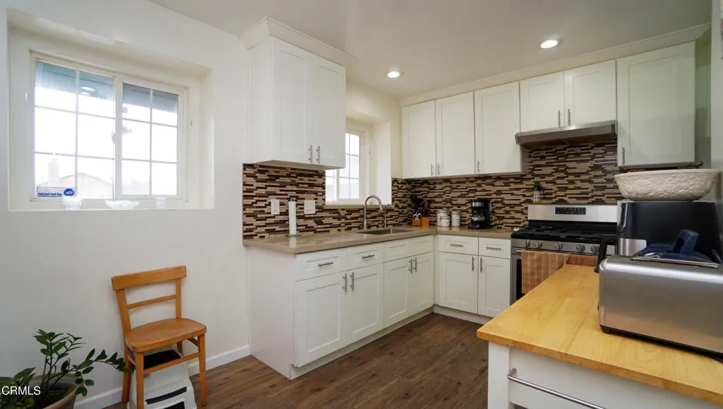 172 W Yucca Street, Oxnard, California 93033 home-pic-6