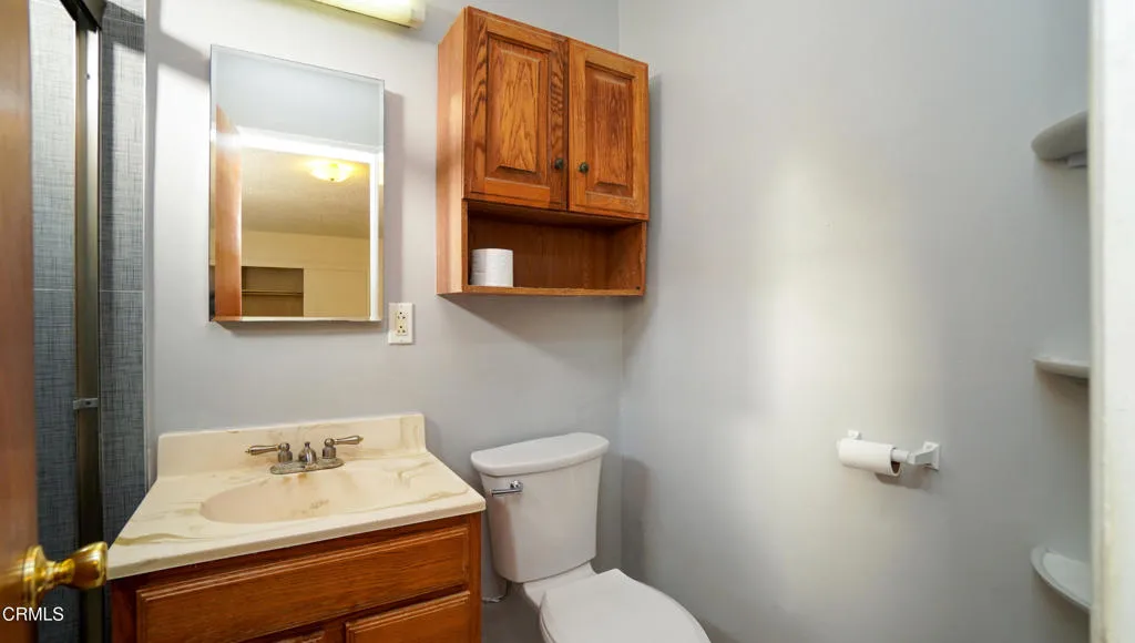 172 W Yucca Street, Oxnard, California 93033 home-pic-17