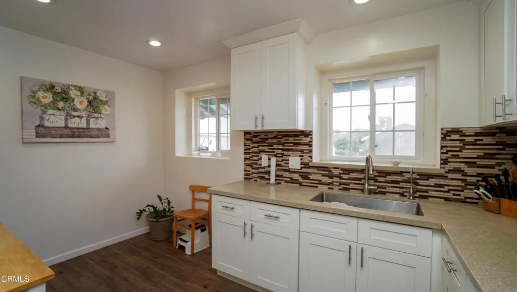 172 W Yucca Street, Oxnard, California 93033 home-pic-8
