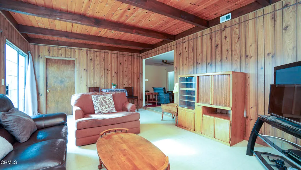 172 W Yucca Street, Oxnard, California 93033 home-pic-13