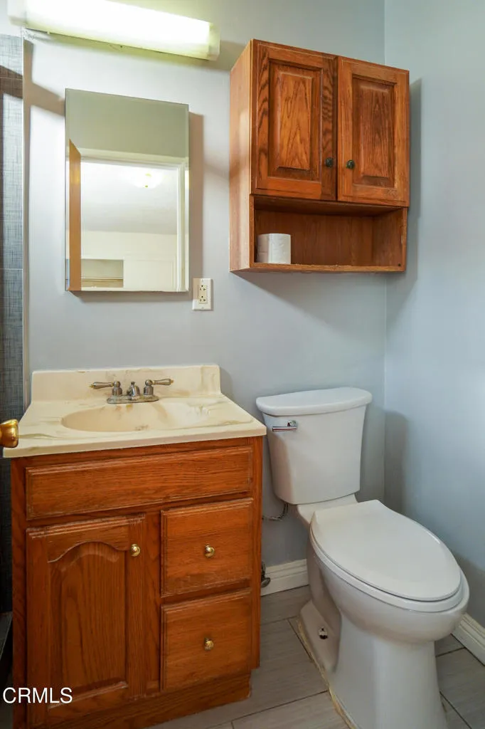 172 W Yucca Street, Oxnard, California 93033 home-pic-19