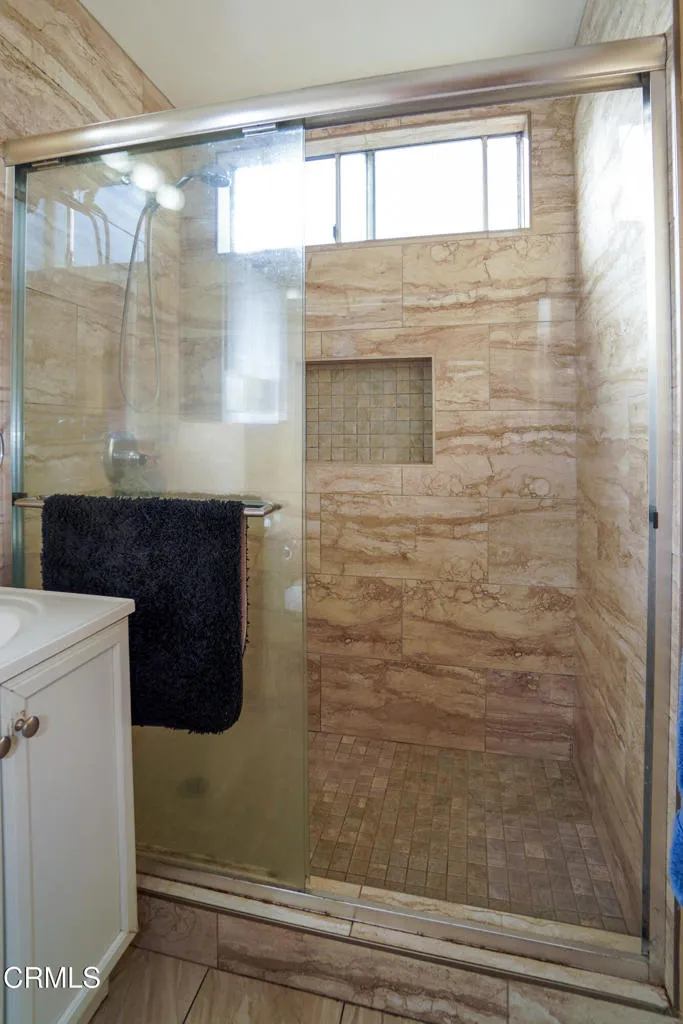 172 W Yucca Street, Oxnard, California 93033 home-pic-22