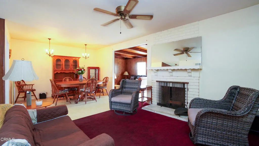 172 W Yucca Street, Oxnard, California 93033 home-pic-3