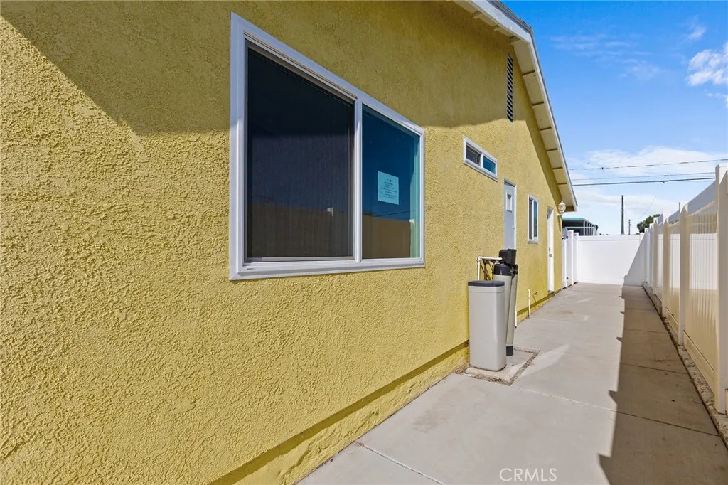 23561 Clara, Canyon Lake, California 92587 home-pic-25