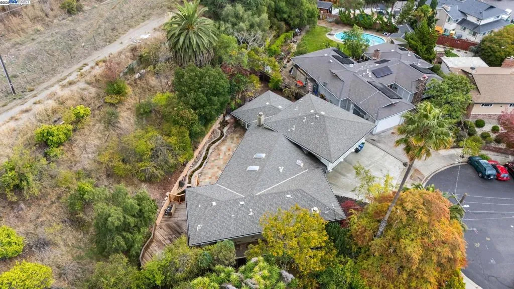 699 Fiesta Place, Hayward, California 94544 home-pic-49