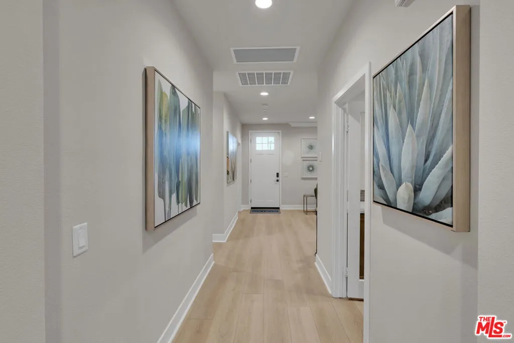 3664 Saddleback Drive, Palmdale, California 93550 home-pic-7