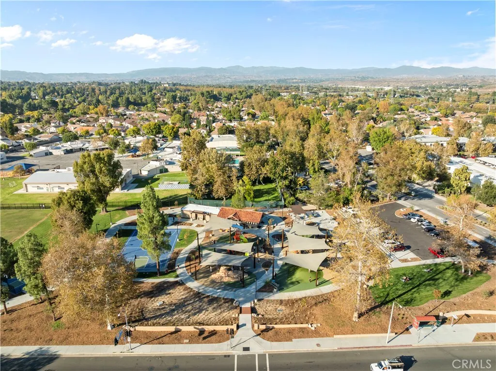 23515 Lyons 225, Valencia, California 91355 home-pic-20