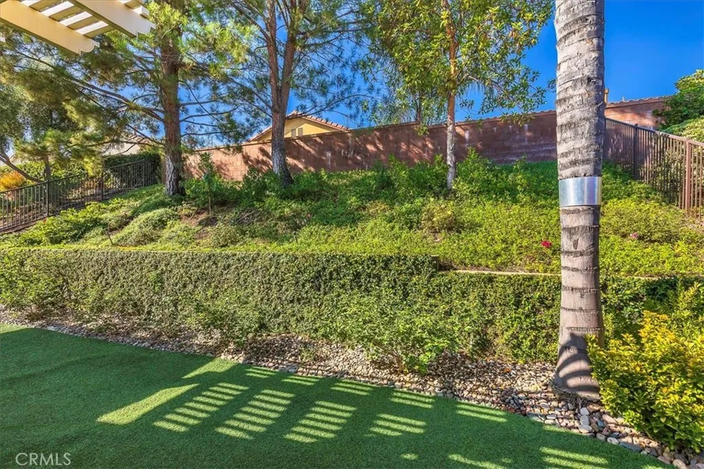 23931 Augusta, Corona, California 92883 home-pic-31