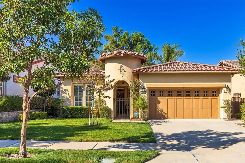 23931 Augusta, Corona, California 92883 home-pic-0
