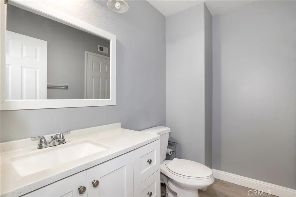 29668 Mammoth, Canyon Country, California 91387 home-pic-42