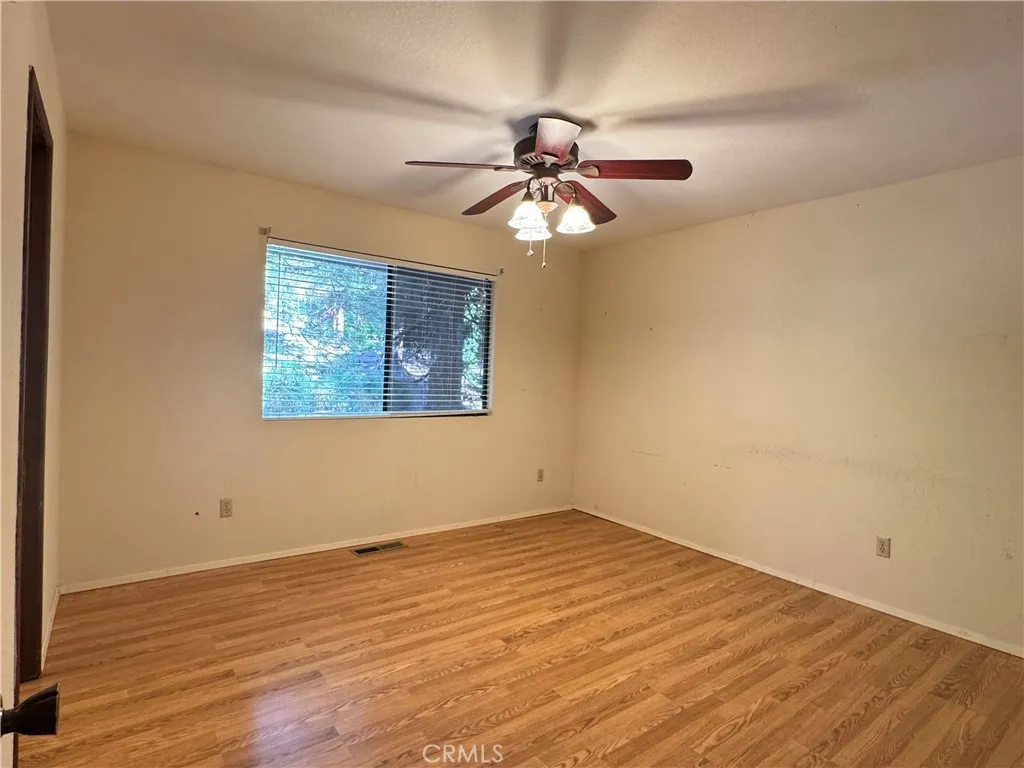 31120 Mountain Oak, Running Springs, California 92382 home-pic-30