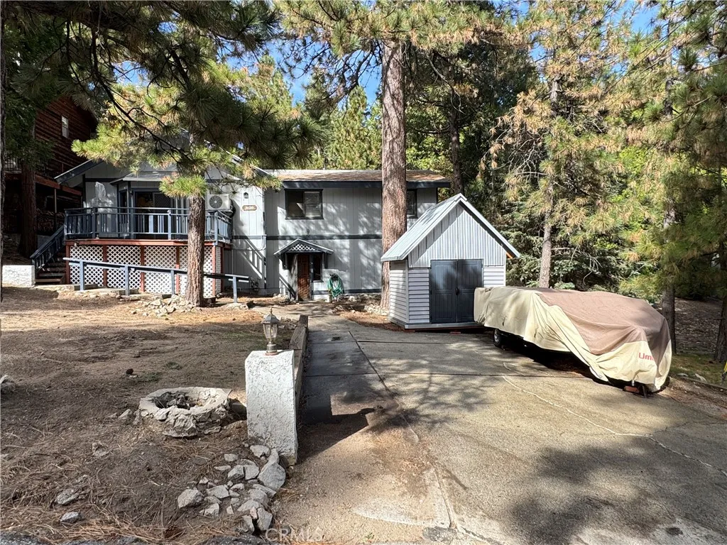 31120 Mountain Oak, Running Springs, California 92382 home-pic-12