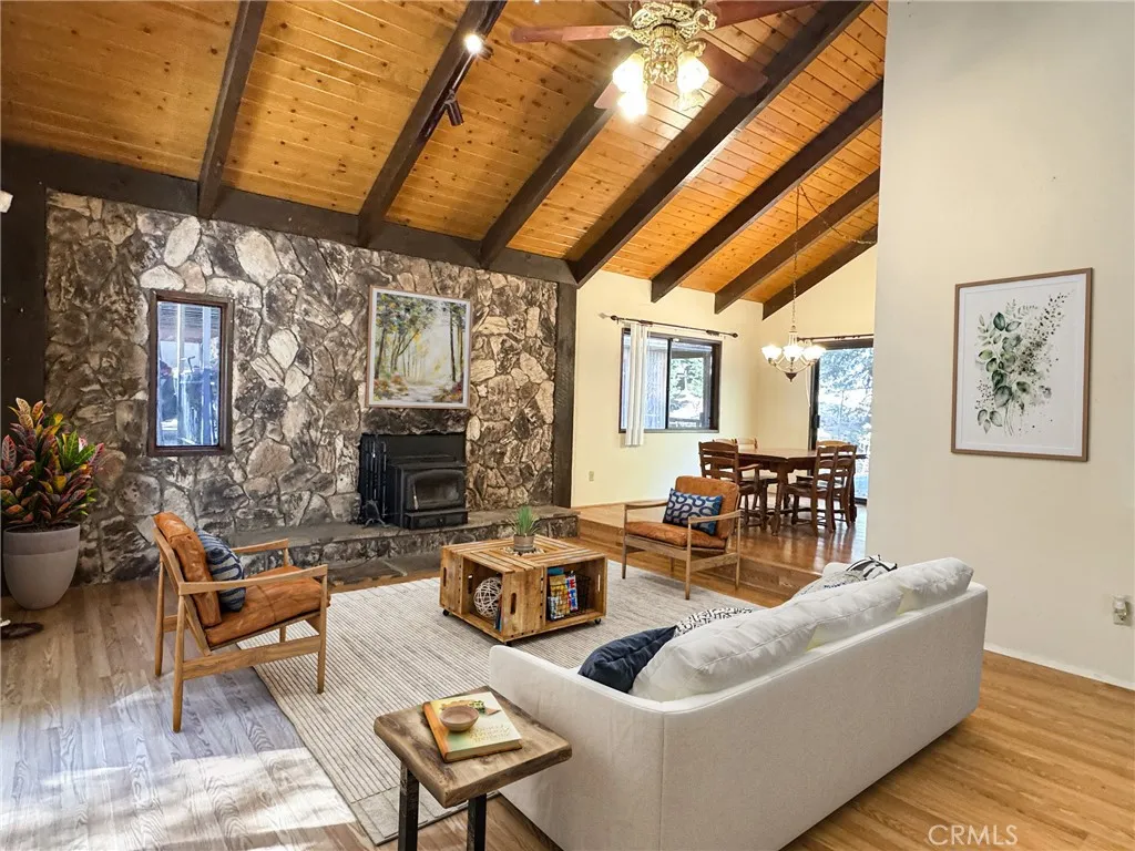 31120 Mountain Oak, Running Springs, California 92382 home-pic-15