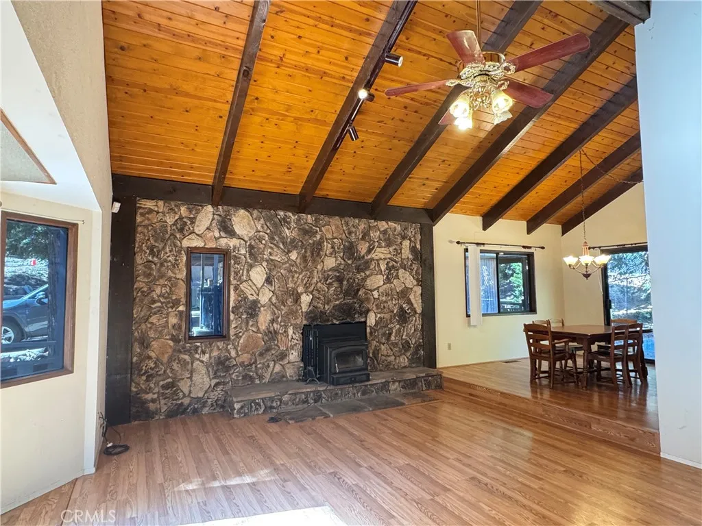 31120 Mountain Oak, Running Springs, California 92382 home-pic-14