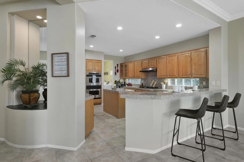 55318 Tanglewood, La Quinta, California 92253 home-pic-11