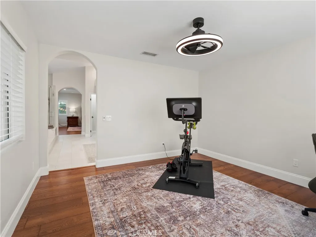 15345 Michael Crest, Canyon Country, California 91387 home-pic-24