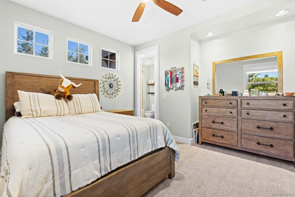 301 Cantle Lane, Encinitas, California 92024 home-pic-31