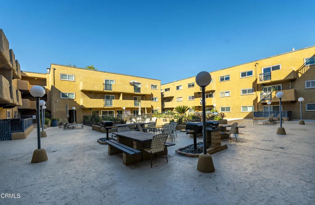 355 S Madison Avenue 212, Pasadena, California 91101 home-pic-19