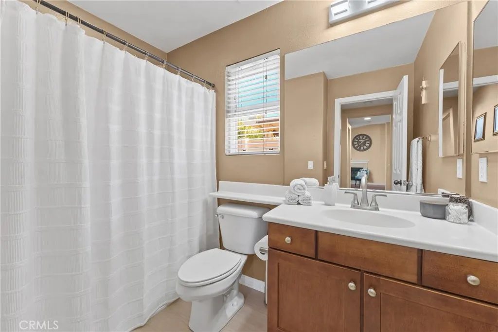 1464 Caspia Place, Beaumont, California 92223 home-pic-16