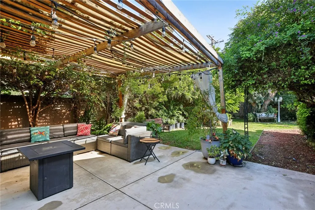 8441 Alameda, Downey, California 90242 home-pic-27