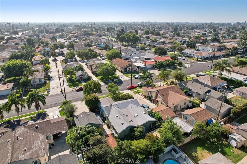 8441 Alameda, Downey, California 90242 home-pic-36