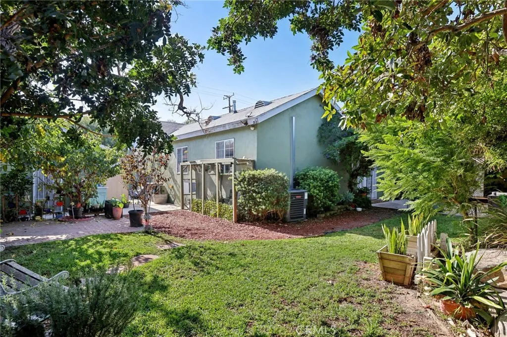 8441 Alameda, Downey, California 90242 home-pic-31