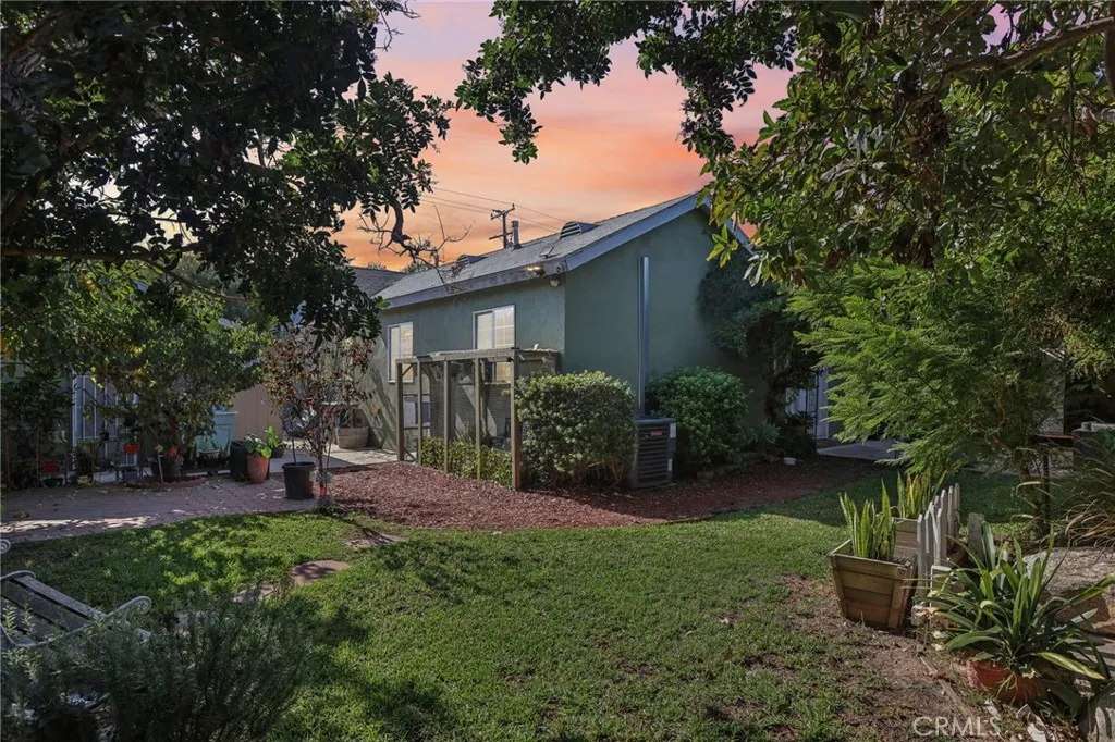 8441 Alameda, Downey, California 90242 home-pic-33