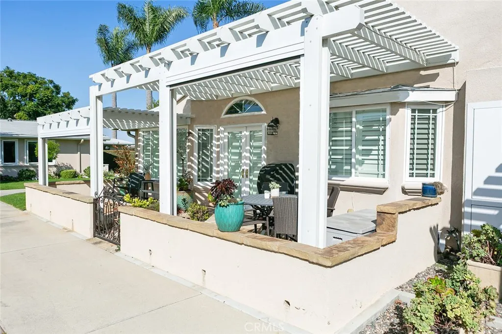 1790 Sunningdale Ave 15g, Seal Beach, California 90740 home-pic-22