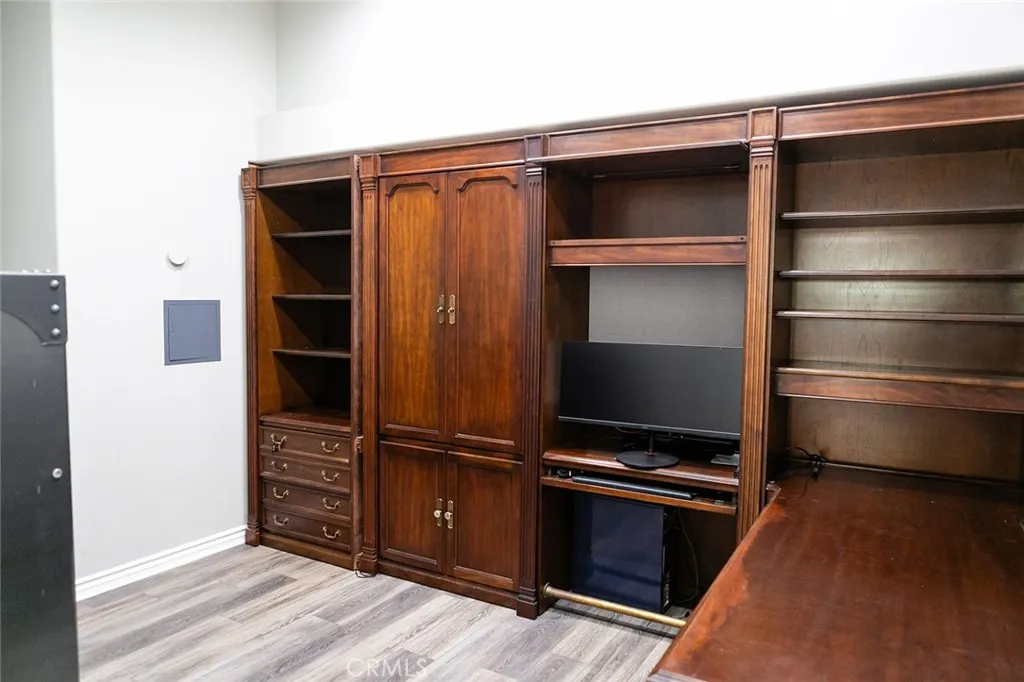 1790 Sunningdale Ave 15g, Seal Beach, California 90740 home-pic-20
