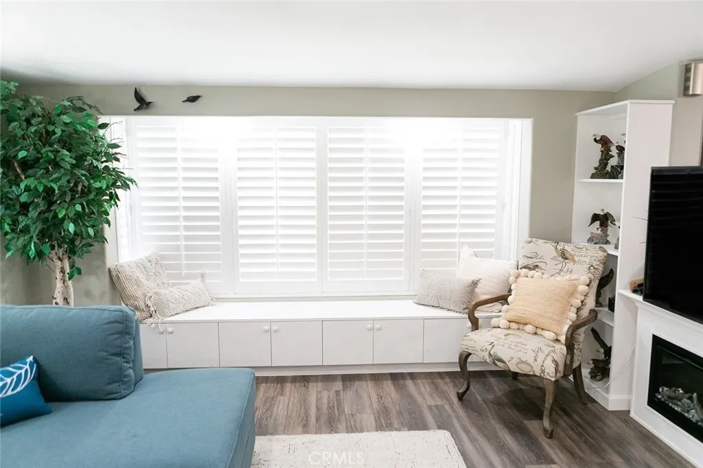 1790 Sunningdale Ave 15g, Seal Beach, California 90740 home-pic-9