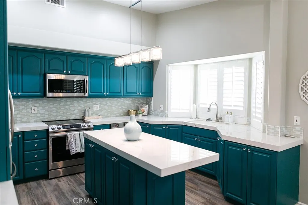 1790 Sunningdale Ave 15g, Seal Beach, California 90740 home-pic-12