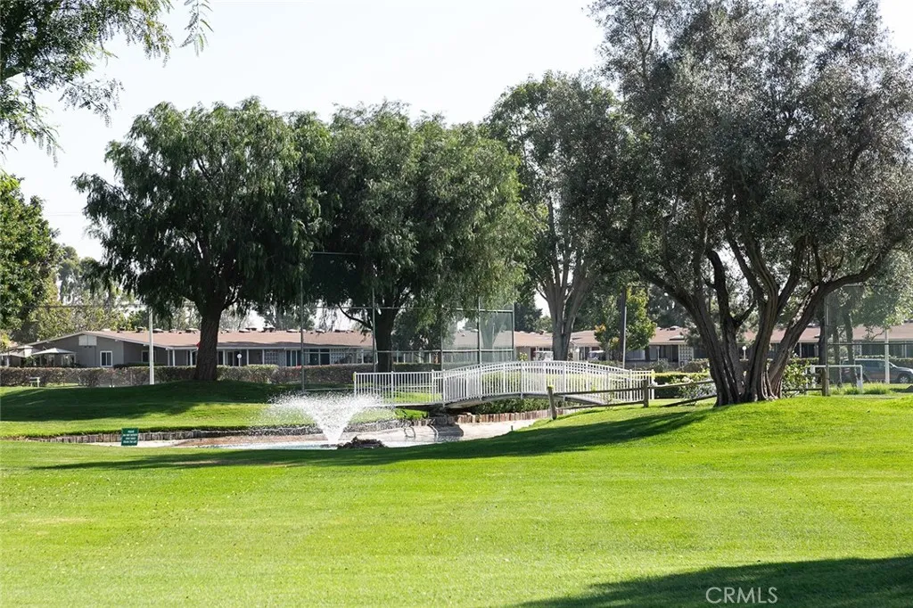 1790 Sunningdale Ave 15g, Seal Beach, California 90740 home-pic-27