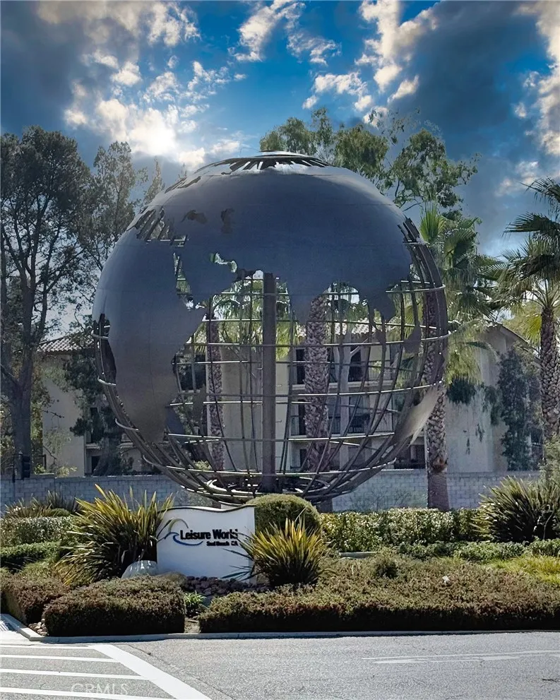 1790 Sunningdale Ave 15g, Seal Beach, California 90740 home-pic-30