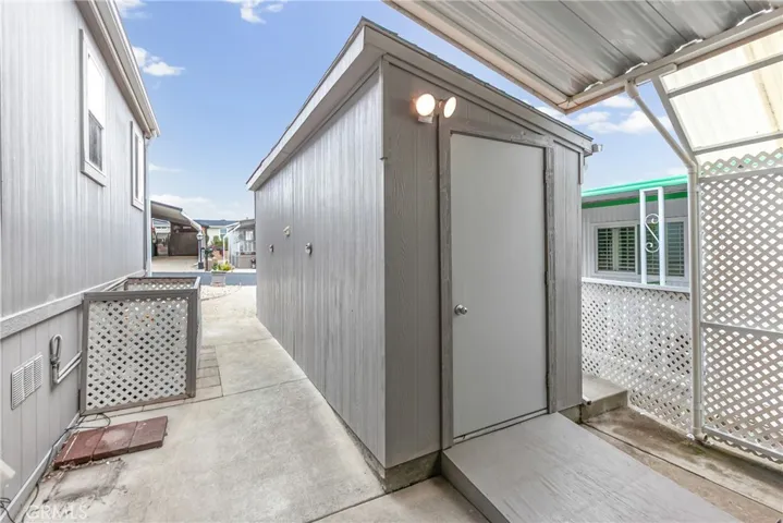 Storage shed