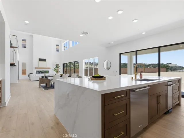 Kitchen: Fernwood Italianate - The Ridge Collection at Bella Vista - Homesite 68