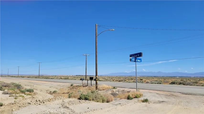 WIDER ANGLE OF ENTRANCE TO SUBJECT PROPERTY LOCATION