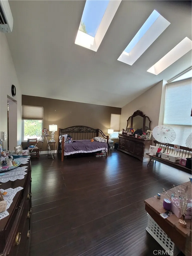 2407 Almira, Fullerton, California 92831 home-pic-24
