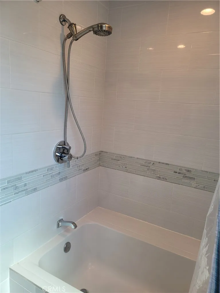 2407 Almira, Fullerton, California 92831 home-pic-34