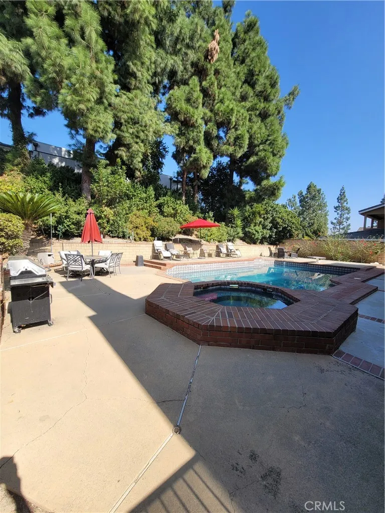 2407 Almira, Fullerton, California 92831 home-pic-37