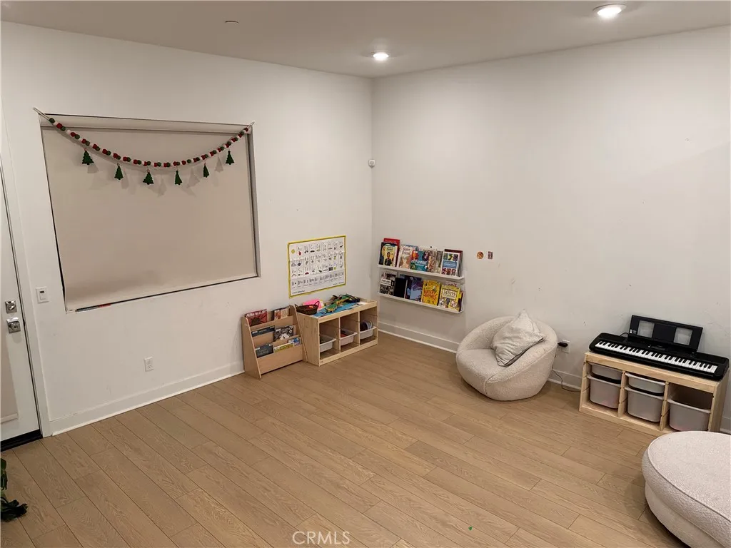 105 Sash, Irvine, California 92618 home-pic-4