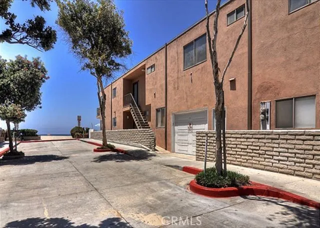 5901 Seashore Drive, Newport Beach, California 92663 home-pic-1