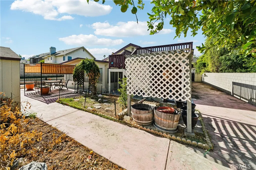 1925 S Starfire, Corona, California 92879 home-pic-31