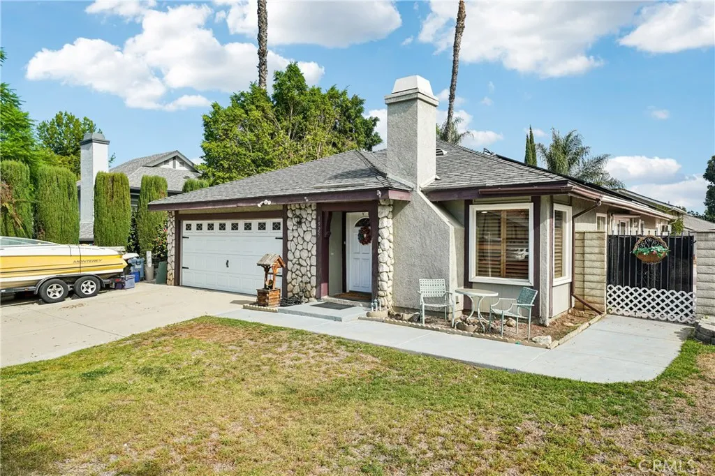1925 S Starfire, Corona, California 92879 home-pic-2