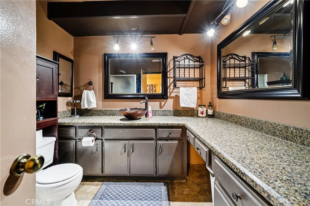 1925 S Starfire, Corona, California 92879 home-pic-19