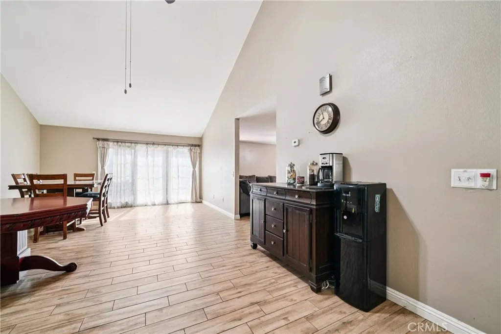 1925 S Starfire, Corona, California 92879 home-pic-14