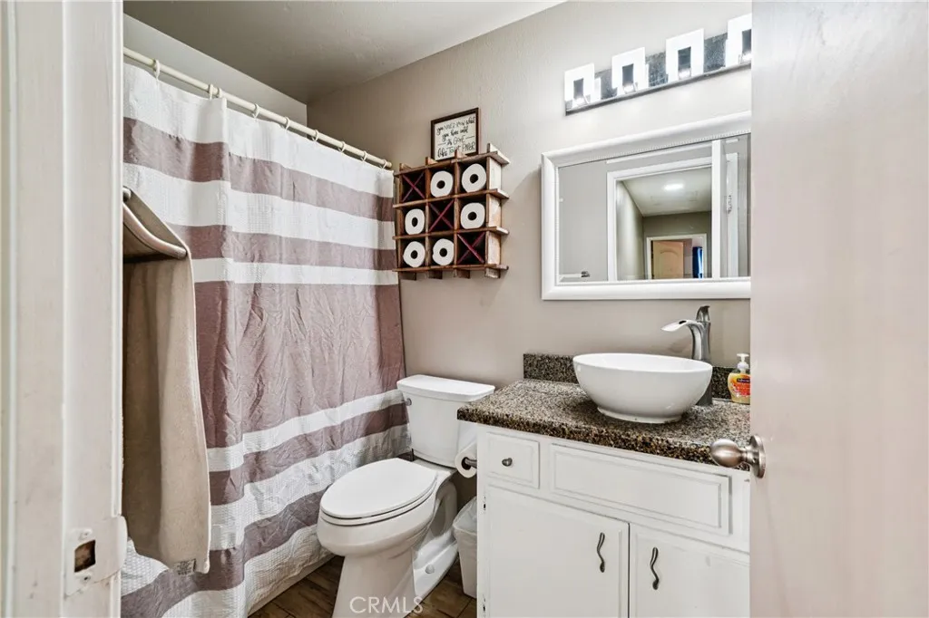 1925 S Starfire, Corona, California 92879 home-pic-18