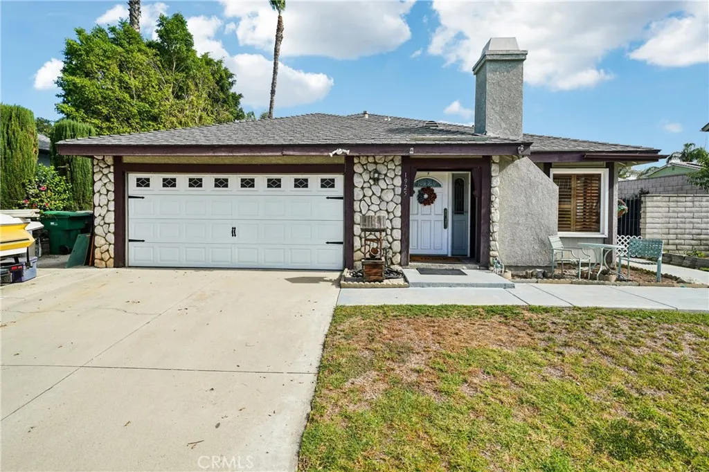 1925 S Starfire, Corona, California 92879 home-pic-1